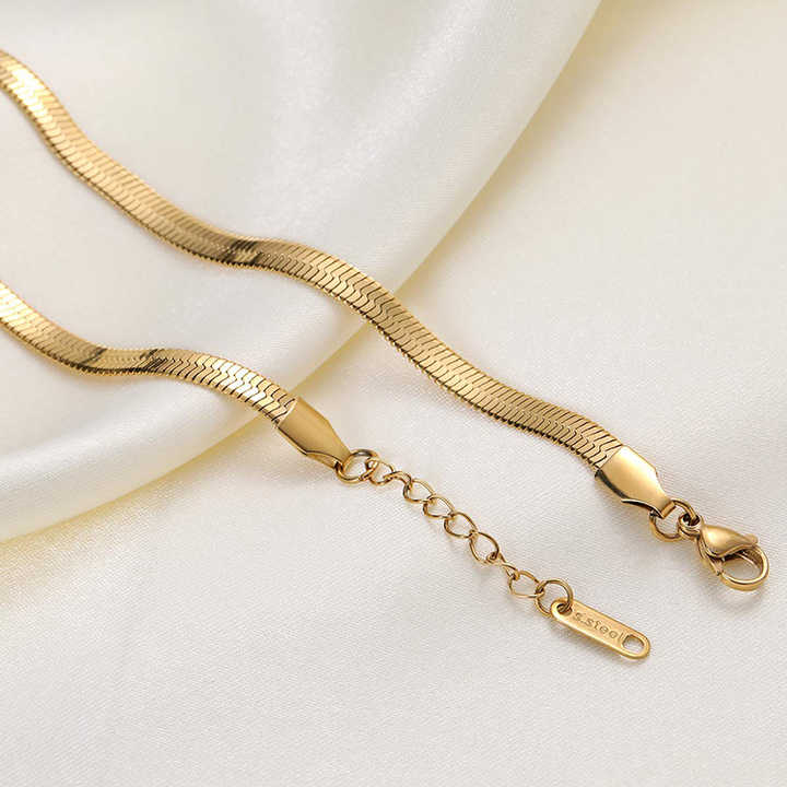 Elegant Herringbone Snake Chain Necklace™