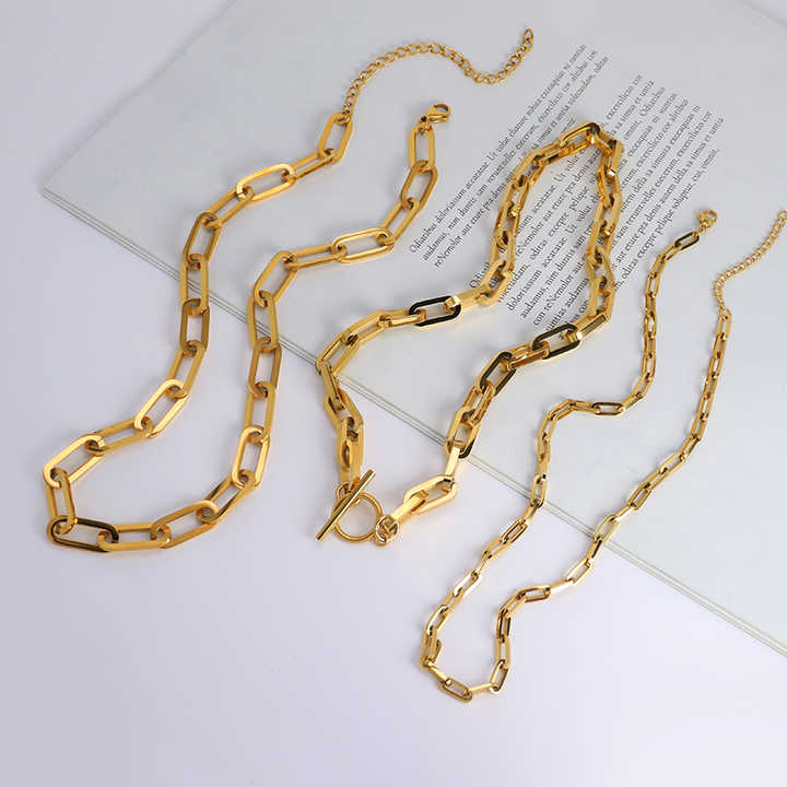 Elegant 18k Gold Paperclip Necklace™